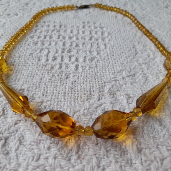 Vintage Yellow Amber Glass Bead Necklace Art Deco Choker Faceted 17.5" - Picture 13 of 14